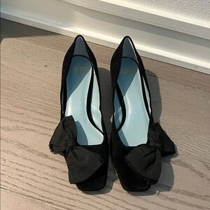 Frances Valentine Black Heels with Bow Accent 9.5